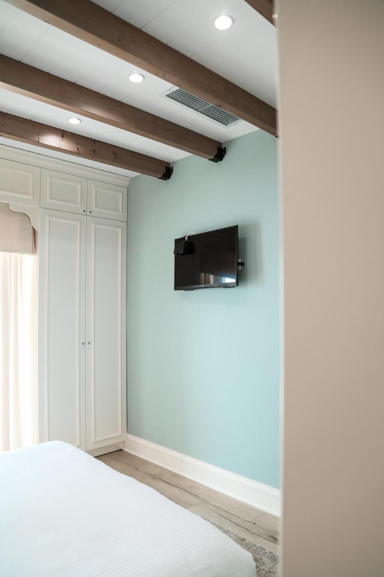 Limani Luxury Apartments Beachfront Sarandë 外观 照片